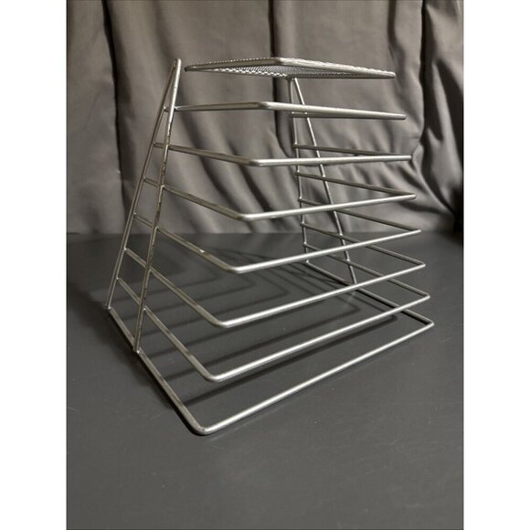Display Rack Silver 9”L x 7”W X 7” Graduated - Picture 14 of 16